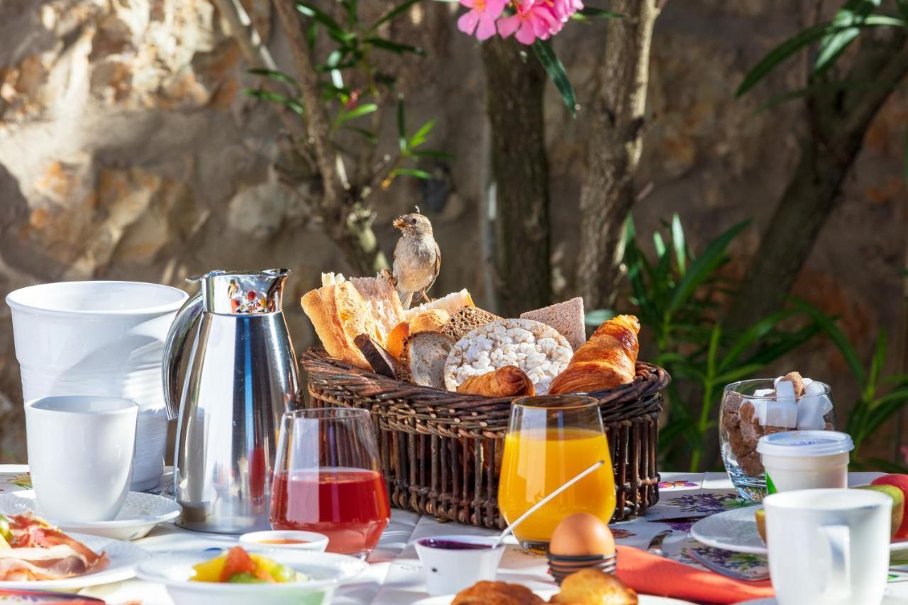Logis Auberge Les Murets Hotel Restaurant Spa Chandolas Exterior foto
