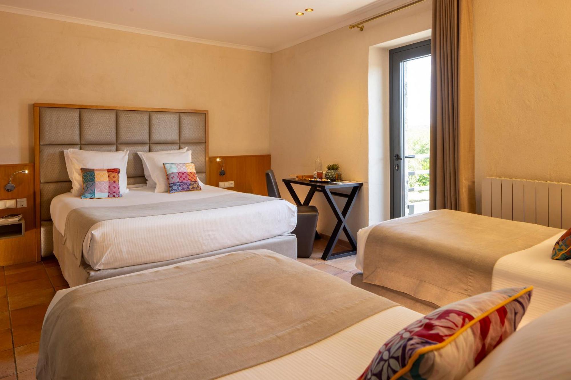 Logis Auberge Les Murets Hotel Restaurant Spa Chandolas Exterior foto