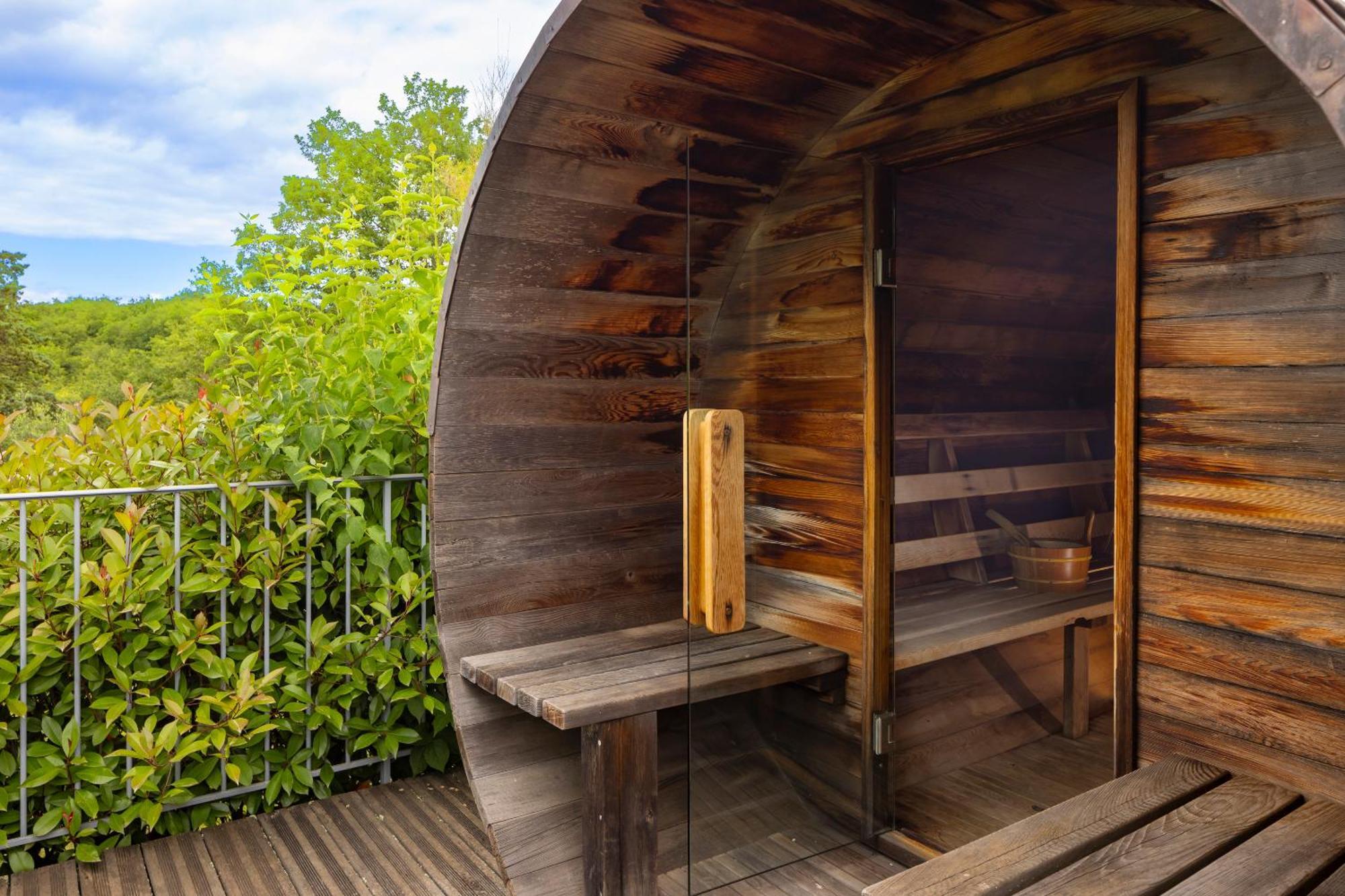 Logis Auberge Les Murets Hotel Restaurant Spa Chandolas Exterior foto